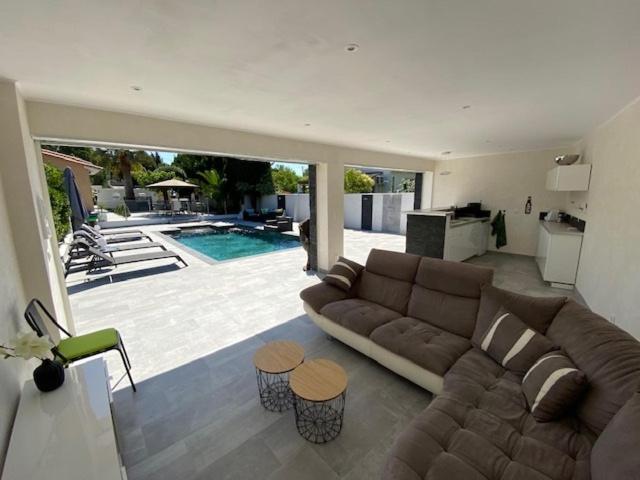 La Desiree'Ade Villa Roquebrune-sur Argens Luaran gambar